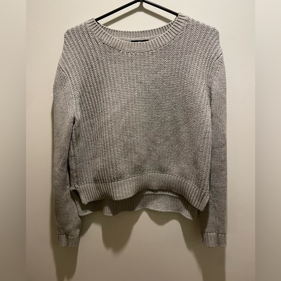 Pick 2 for 20$ - Gap gray crop sweater, size large - Picture 1 of 2